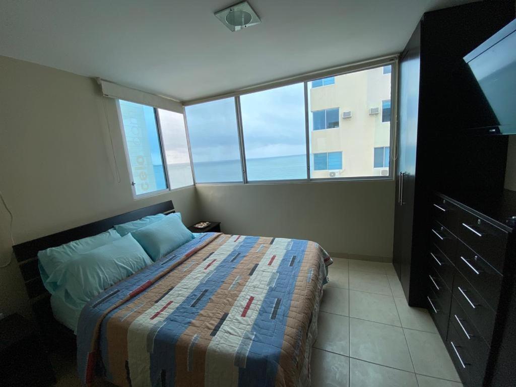 Comodo Apartamento Con Vista Al Mar. Salinas  Ngoại thất bức ảnh